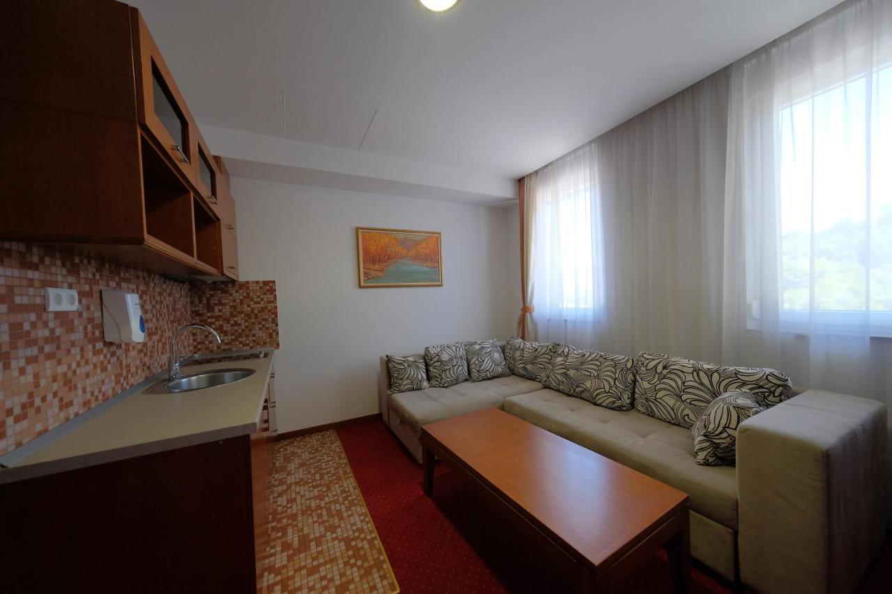 Motel Mujanic Sarajevo Mostarsko Raskrsce Exterior photo